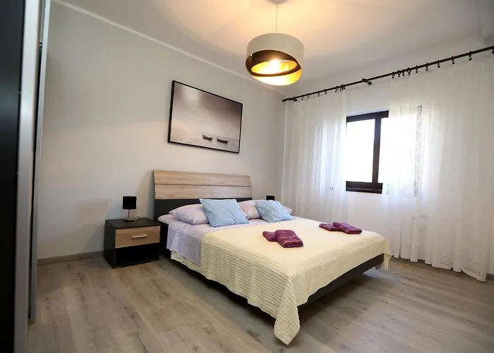 בית נופש Sea Relief שיבניק