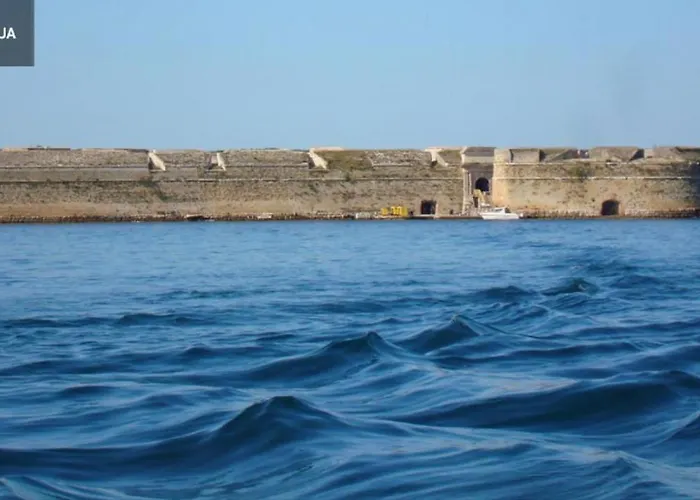 בית נופש Sea Relief *